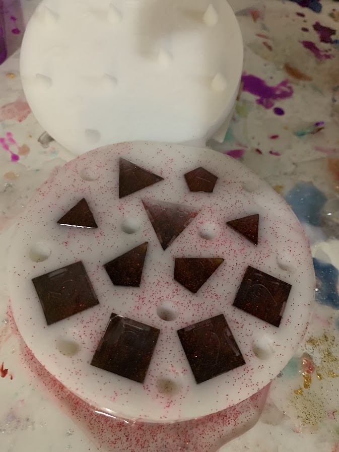 11pc Silicone Sharp Edge Dice Mold by RednArt on Etsy – Review (Buy her molds!)